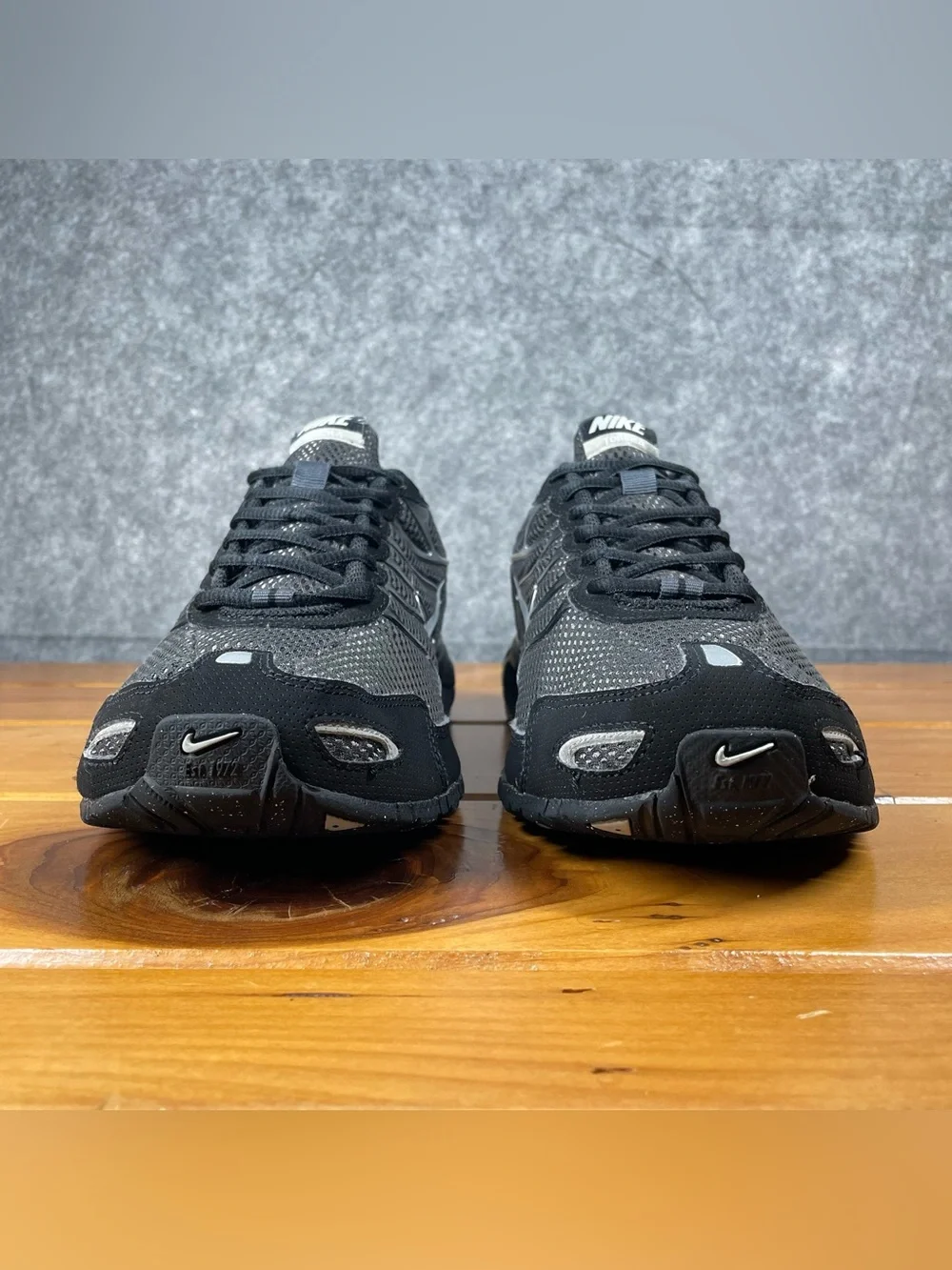 Nike Air Max Torch 4 Mens 9.5 Anthracite Black Silver Running Shoes 343846-002